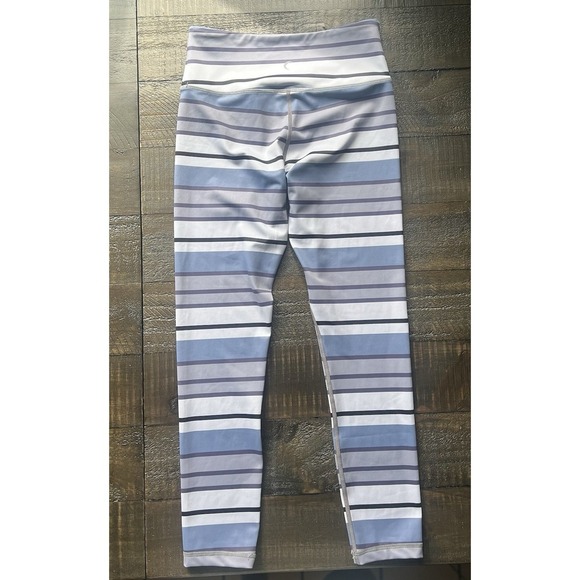 Zyia Active Purple Horizon Light n Tight Leggings Striped Size 4 - Picture 6 of 7